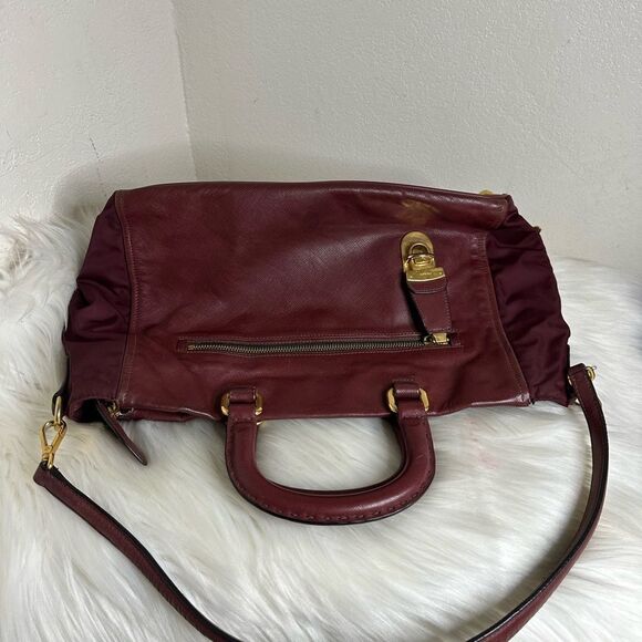 💯Authentic Prada Two-Way Handbag🍀 - Picture 10 of 17